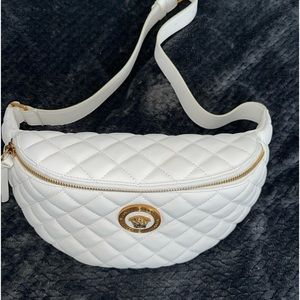 NWOT Versace White Nappa Barocco Quilted Fanny Pack Belt Bag
